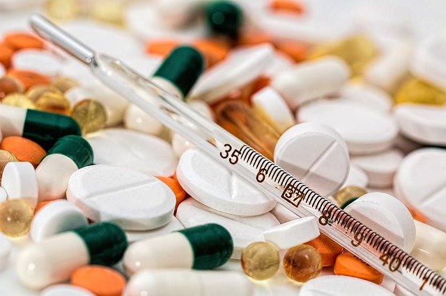 حکومت نے ادویات کی قیمتوں میں ایک مرتبہ  پھر 150فیصد اضافہ کر دیا