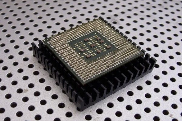 Micro-Chip_640x480