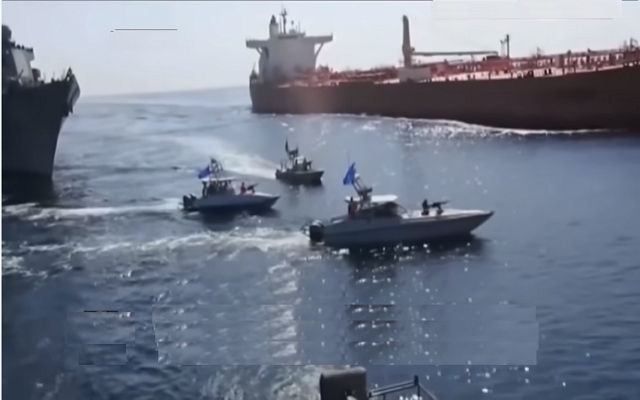 امریکی اور ایرانی افواج کی خلیج فارس میں شدید جھڑپ، ایران کے 9 فوجی ہلاک