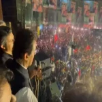 Imran khan speech during long march Photo File 640x480