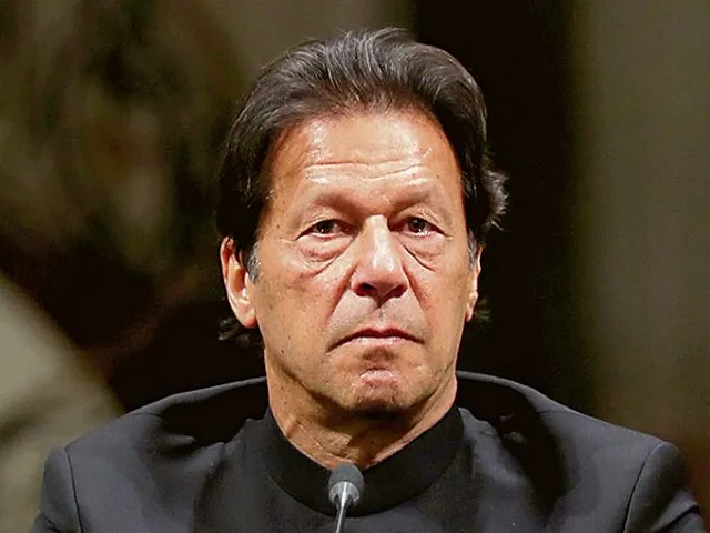 سابق وزیراعظم عمران خان کی توشہ خانہ خُرد برد کے سلسلے میں نئی تہلکہ خیز انکشافات، زرائع